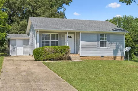 1030 Bush Ave, Oak Grove, KY 42262