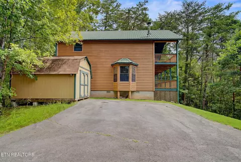 2921 Barnes Drive Dr, Sevierville, TN 37862