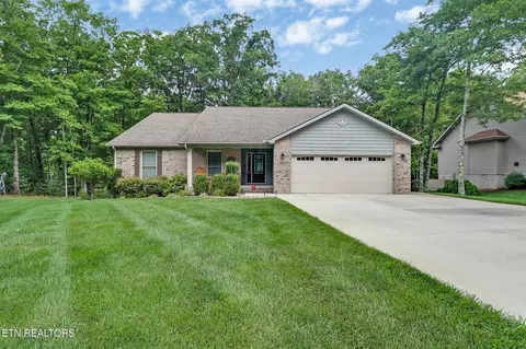 239 Rotherham Dr, Crossville, TN 38558