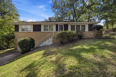 1406 Melody Ln, Chattanooga, TN 37412