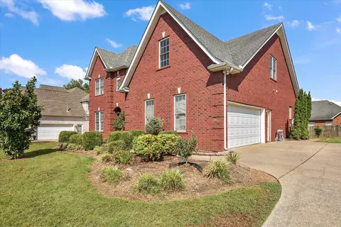 Exterior - 2925 Schoolside St, Murfreesboro, TN 37128 photo 3 of 8
