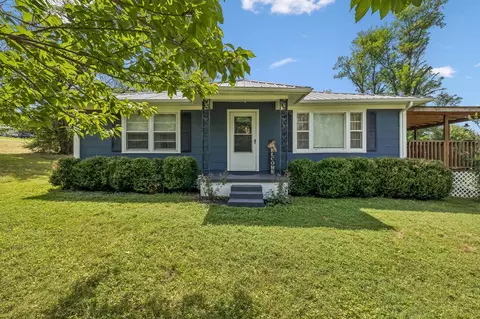 8315 Old Highway 52, Westmoreland, TN 37186