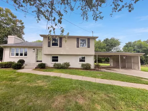324 Woodale Dr, Clarksville, TN 37042