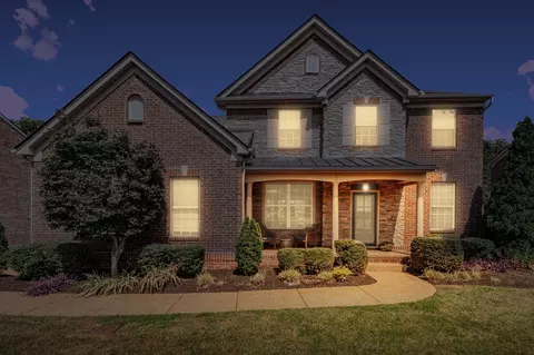 106 Houghland St, Gallatin, TN 37066