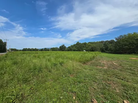 127 S U, Dunlap, TN 37327 photo 3