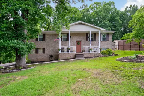 8480 Cross Timbers Cir, Hixson, TN 37343