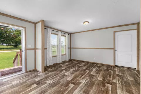 Living - 2139 Morrison Viola Rd, Morrison, TN 37357 photo 3 of 3