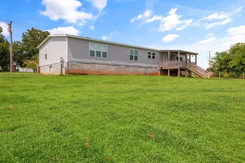 Exterior - 2139 Morrison Viola Rd, Morrison, TN 37357 photo 6 of 8