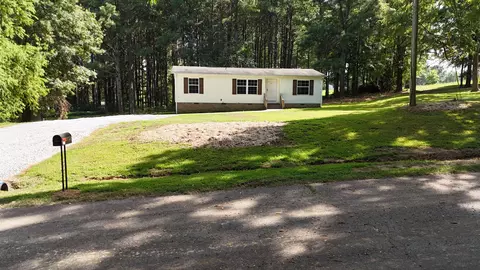 223 Hopewell St, Gleason, TN 38229