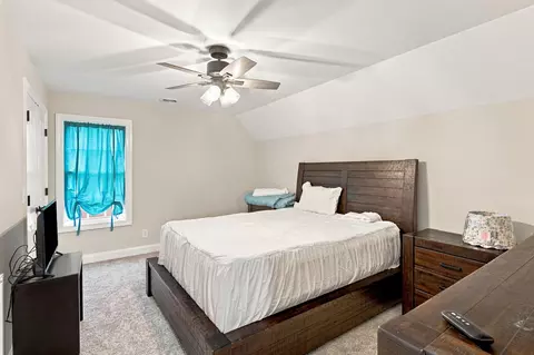 Bedroom - 2053 Hickory Dr, Springfield, TN 37172 photo 3 of 6