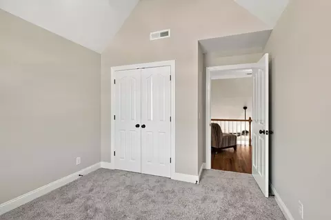 Bedroom - 2053 Hickory Dr, Springfield, TN 37172 photo 6 of 6