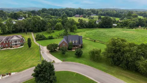 636 Greene Dr, Lebanon, TN 37087