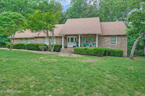 30 Laurel Cir, Crossville, TN 38555