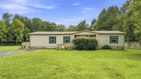 55 Raccoon Creek Rd, Crossville, TN 38572
