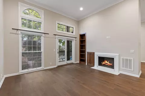 401 Bowling Ave #17, Nashville, TN 37205