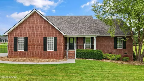 612 Yellow Rose Ln, Maryville, TN 37803