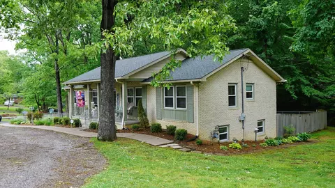 Exterior - 100 Canary Dr, Dickson, TN 37055 photo 1 of 17