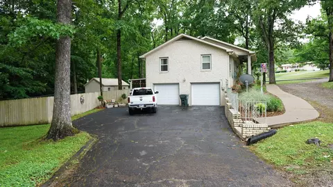 Exterior - 100 Canary Dr, Dickson, TN 37055 photo 14 of 17