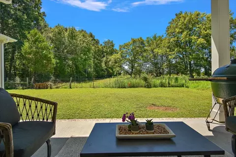 3209 Stonehorn Dr, Bell Buckle, TN 37020