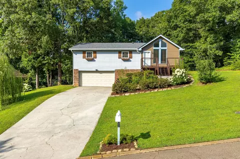 1436 Marrick Dr, Soddy Daisy, TN 37379