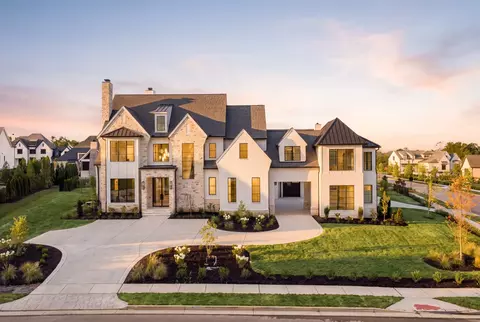 8128 Boiling Springs Pl, Brentwood, TN 37027