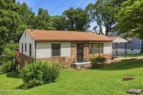 3219 Lay Ave, Knoxville, TN 37914