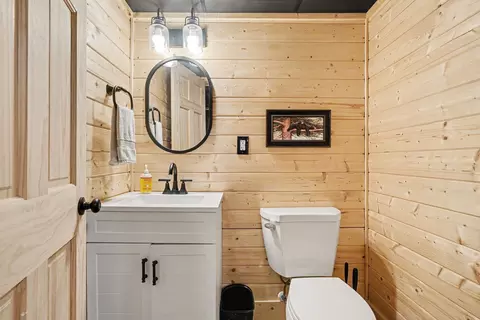 Bath - 1330 Ridge Rd, Dickson, TN 37055 photo 7 of 7
