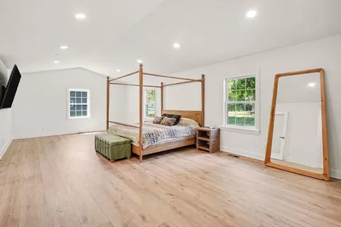 Bedroom - 1330 Ridge Rd, Dickson, TN 37055 photo 2 of 6