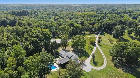 View/Area - 1330 Ridge Rd, Dickson, TN 37055 photo 5 of 6