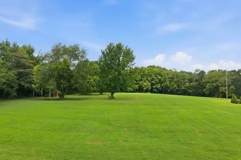 Exterior - 478 Allisona Rd, Eagleville, TN 37060 photo 14 of 19