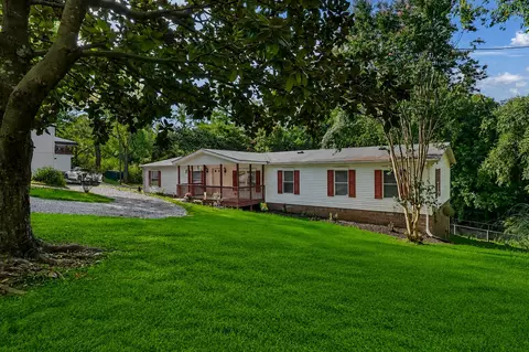 30 Barker St, Clarksville, TN 37040