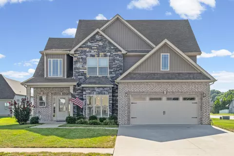 537 Bowden Dr, Clarksville, TN 37043