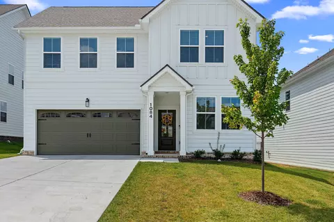 1084 Large Poppy Dr, La Vergne, TN 37086