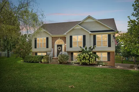 Exterior - 943 Beechcroft Rd, Spring Hill, TN 37174 photo 1 of 47