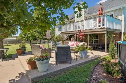 Exterior - 943 Beechcroft Rd, Spring Hill, TN 37174 photo 30 of 47