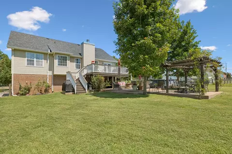 Exterior - 943 Beechcroft Rd, Spring Hill, TN 37174 photo 25 of 47