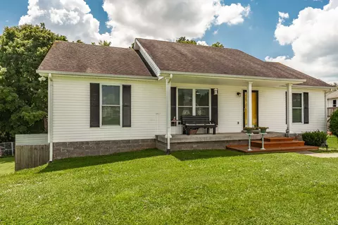 Exterior - 306 Corbitt Ln, Springfield, TN 37172 photo 3 of 17