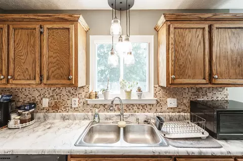 Kitchen - 306 Corbitt Ln, Springfield, TN 37172 photo 2 of 5
