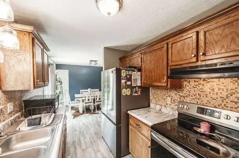 Kitchen - 306 Corbitt Ln, Springfield, TN 37172 photo 4 of 5