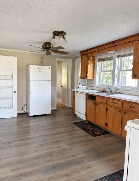 560 State Line Rd, Loretto, TN 38469 photo 3
