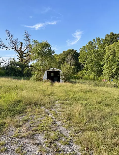 560 State Line Rd, Loretto, TN 38469 photo 6
