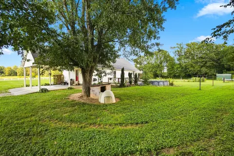 Exterior - 972 Mud Creek Rd, Morrison, TN 37357 photo 8 of 15