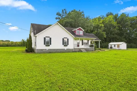 Exterior - 972 Mud Creek Rd, Morrison, TN 37357 photo 3 of 15