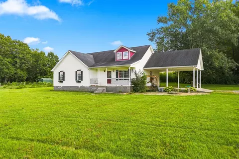 Exterior - 972 Mud Creek Rd, Morrison, TN 37357 photo 2 of 15