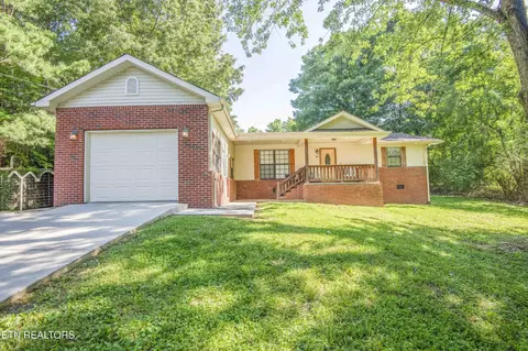 146 Wright Dr, Helenwood, TN 37755