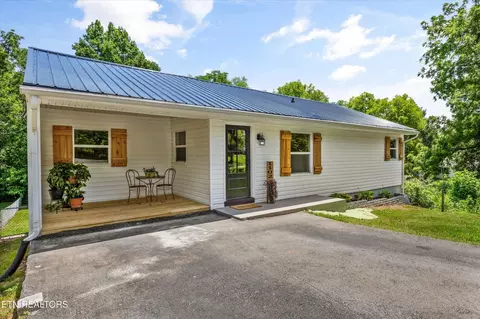 1102 Brookside Ave, Maryville, TN 37804
