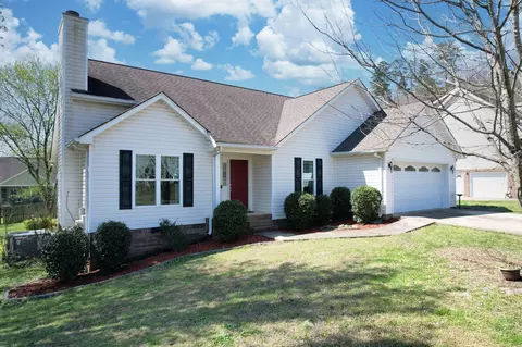 916 Canebreak Dr, Chattanooga, TN 37415