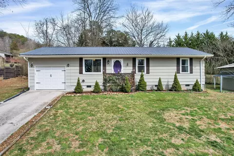 3512 Harris Rd, Knoxville, TN 37918