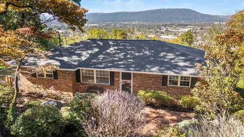 2201 Old Ringgold Rd, Chattanooga, TN 37404