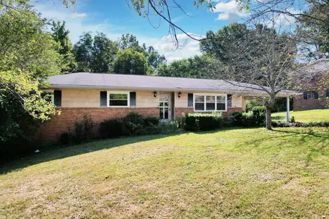 2033 Officer St, Cleveland, TN 37323